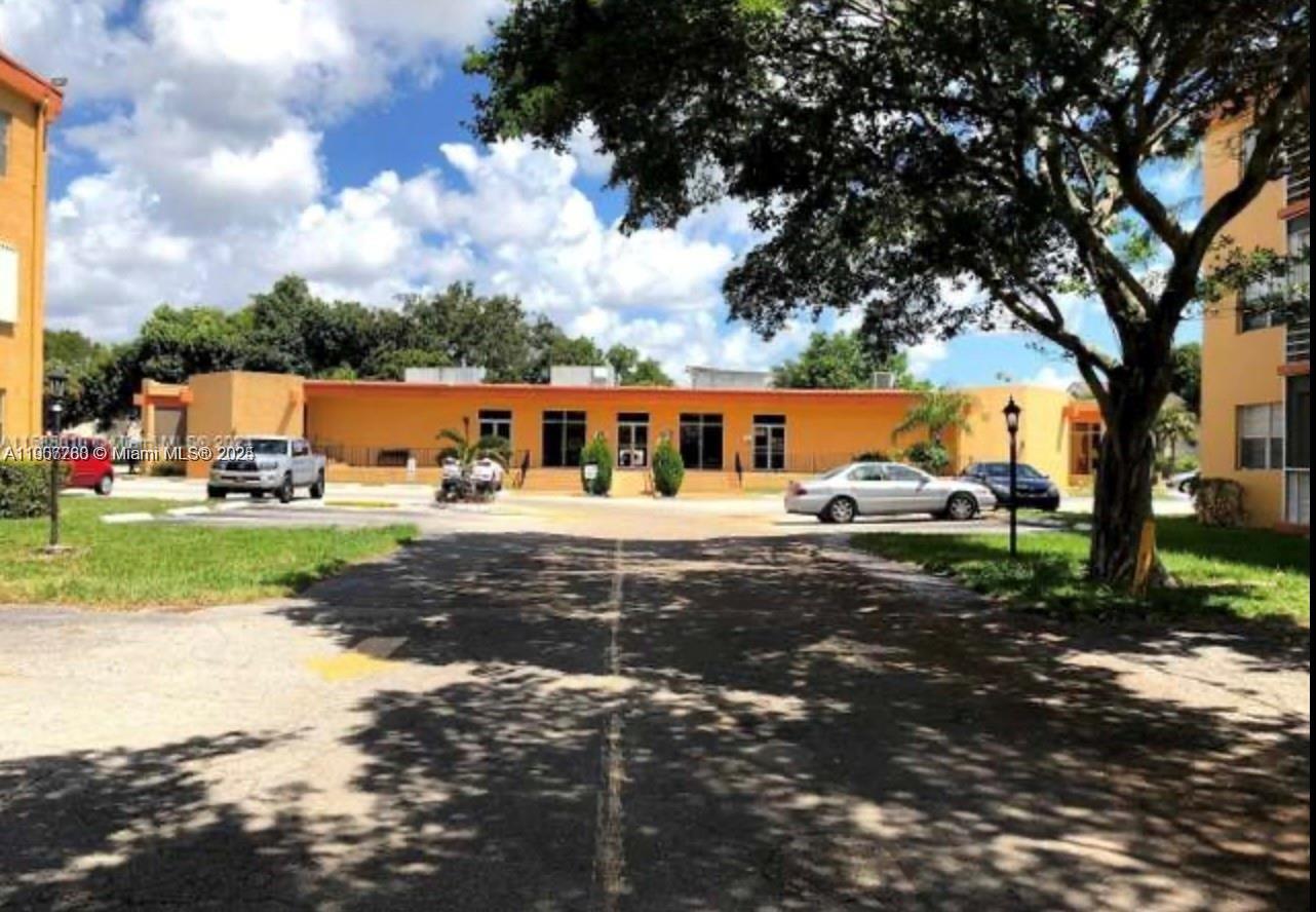 HERITAGE CIRCLE CONDO - Residential Lease