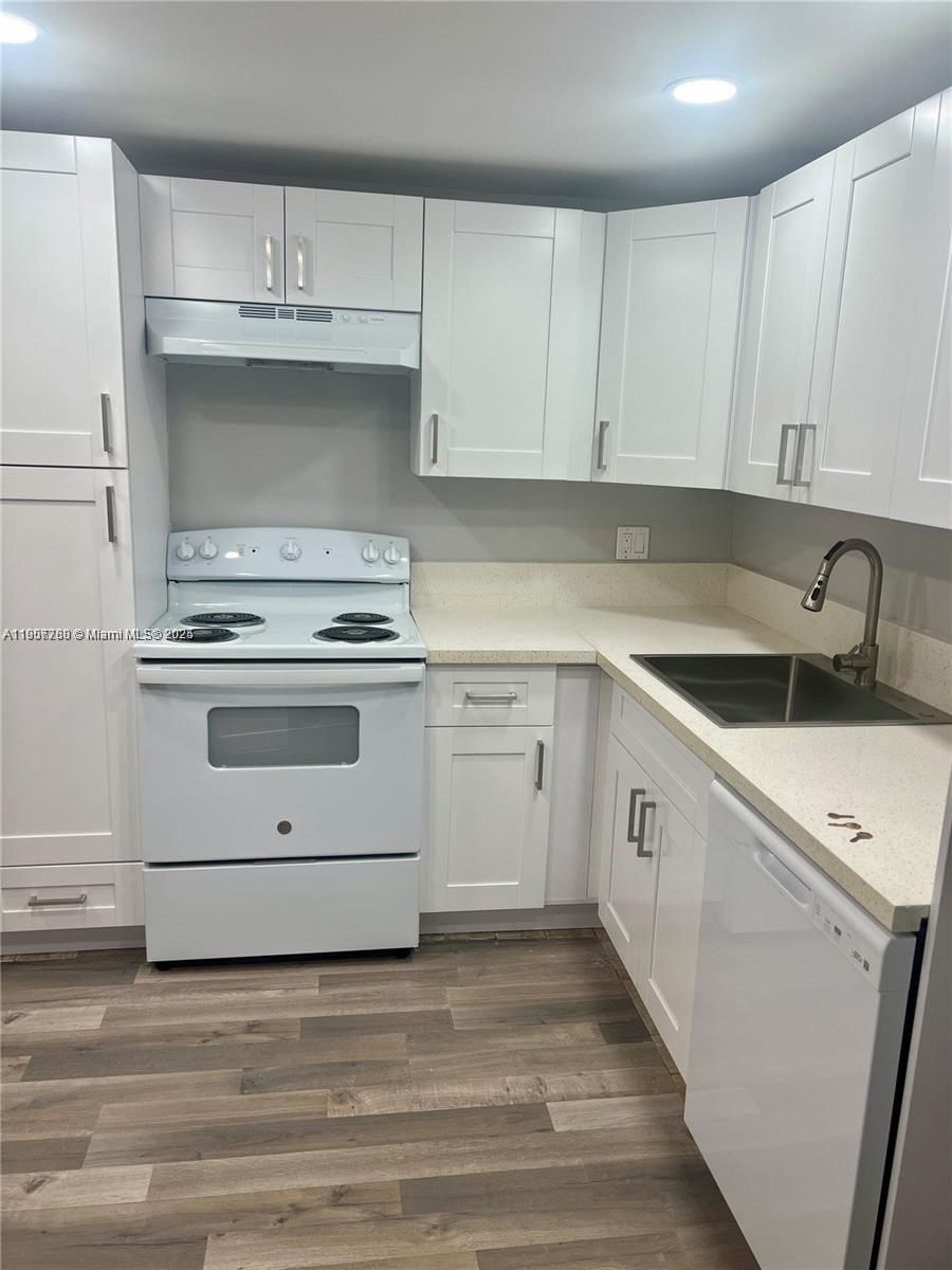 HERITAGE CIRCLE CONDO - Residential Lease