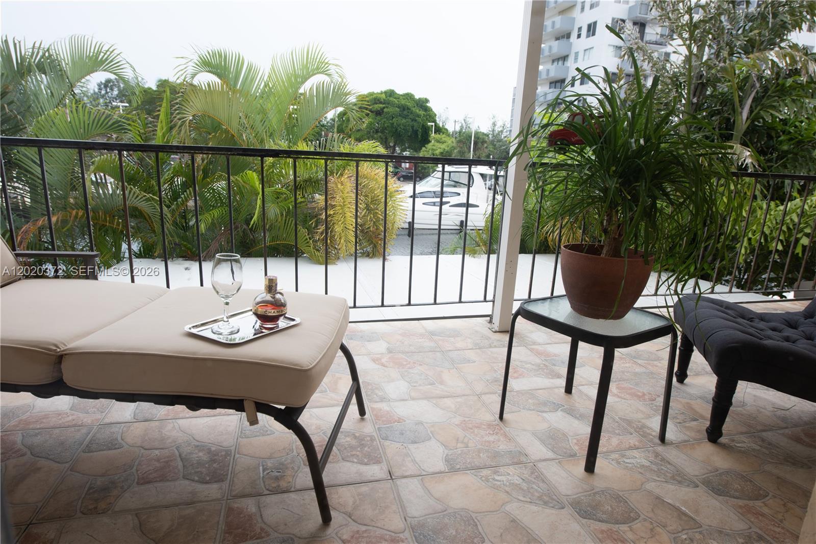 BEACH CLUB VILLAS CONDO - Residential