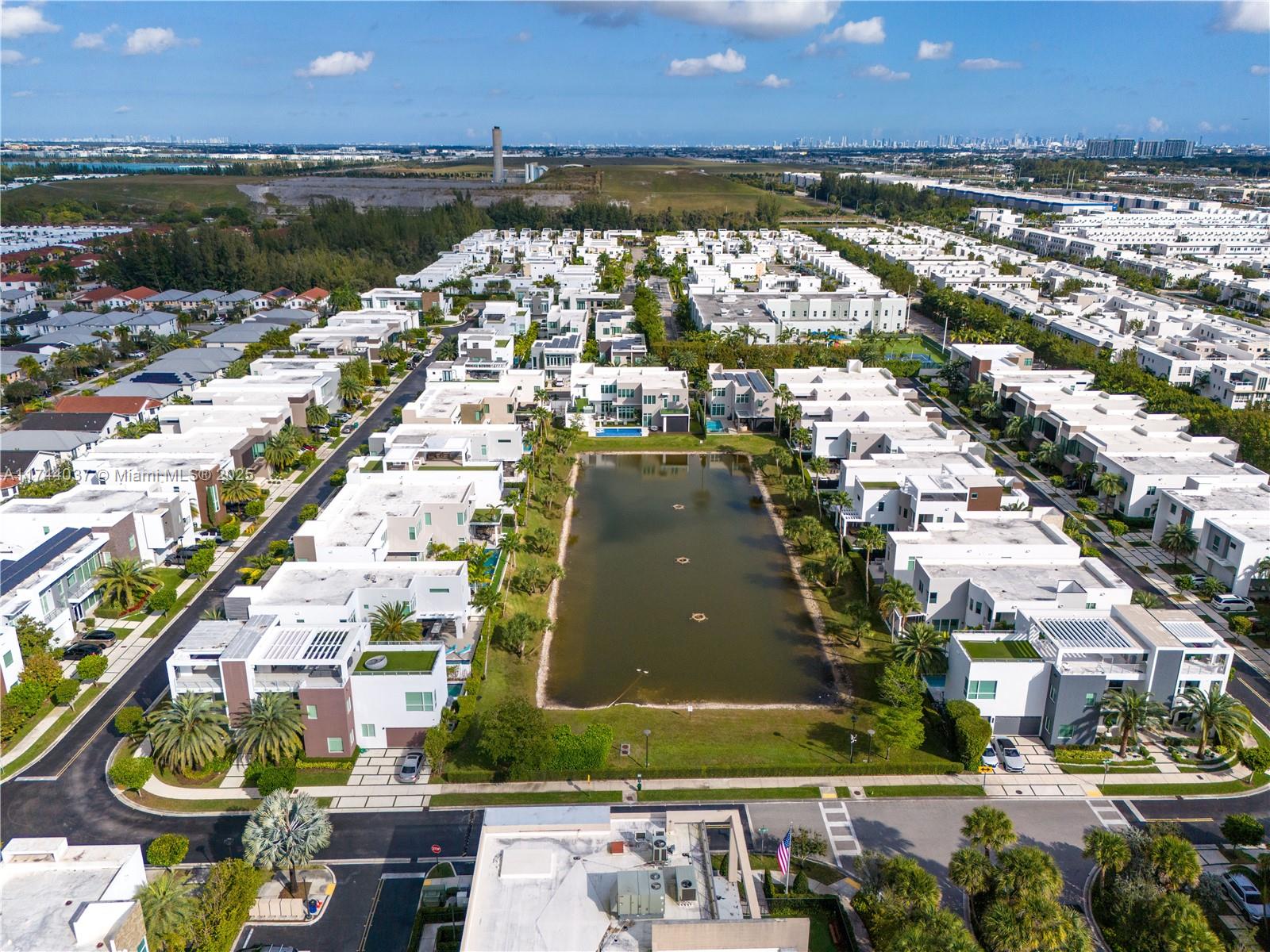 GRAND FLORIDIAN ESTATES - Residential