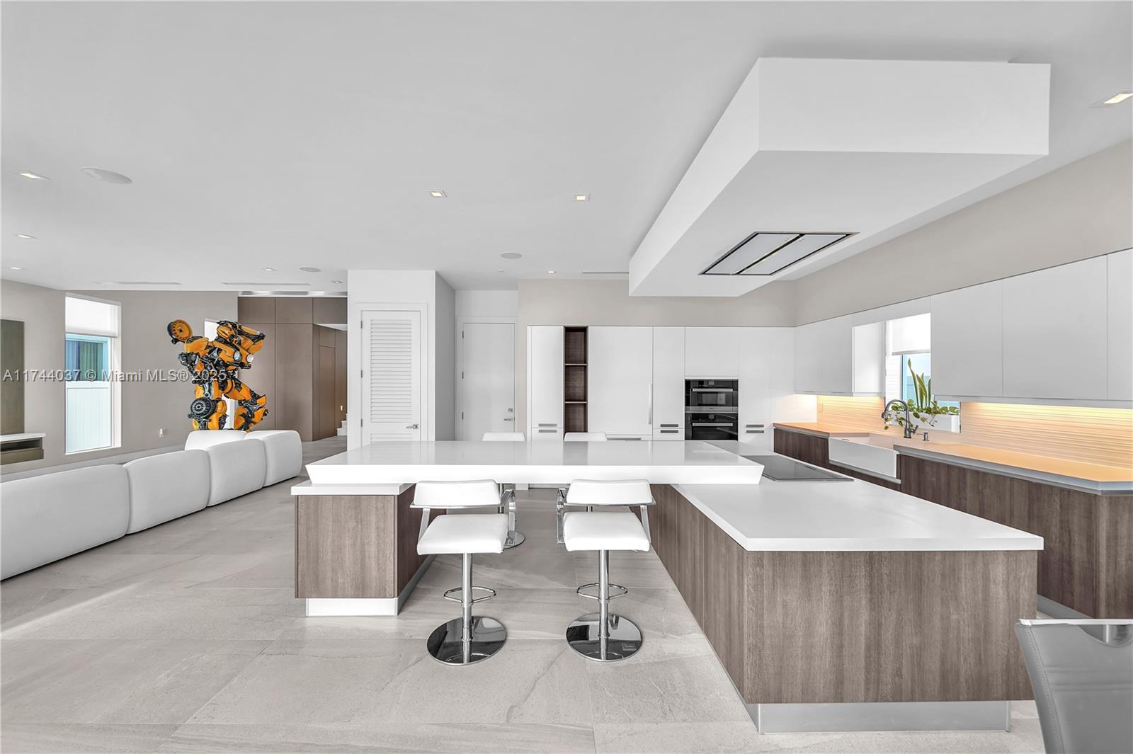 GRAND FLORIDIAN ESTATES - Residential