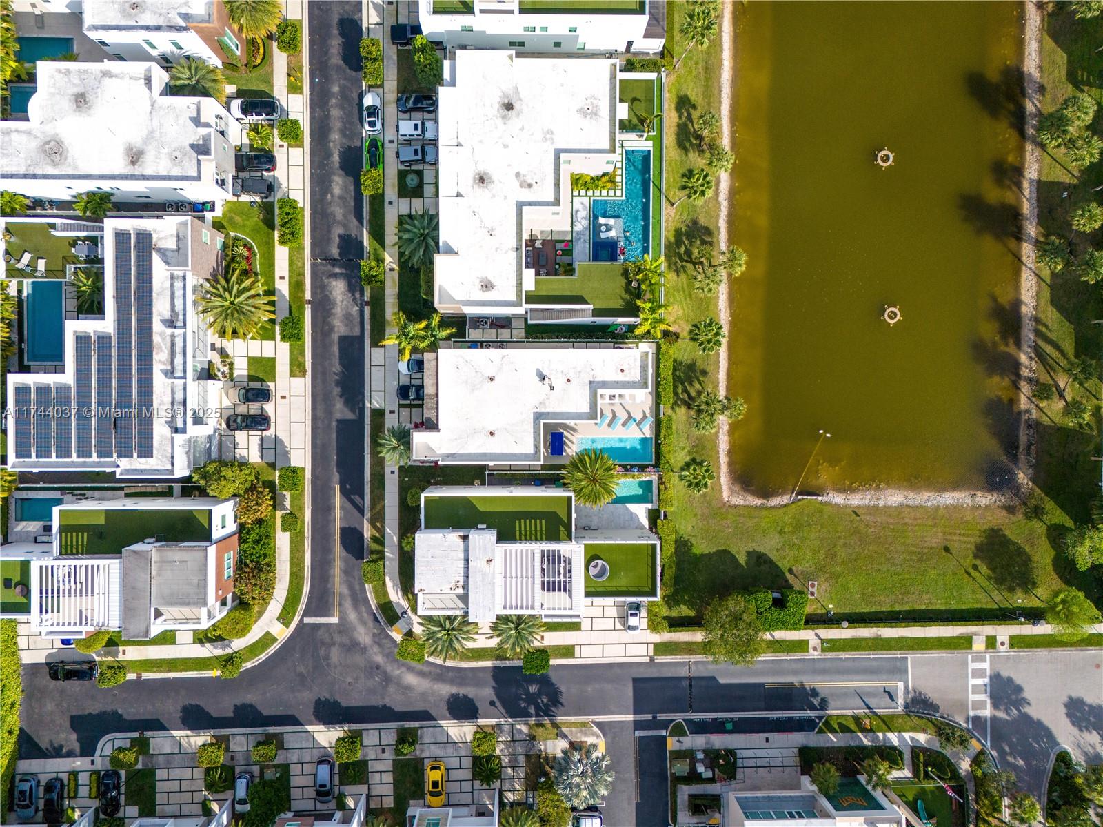 GRAND FLORIDIAN ESTATES - Residential
