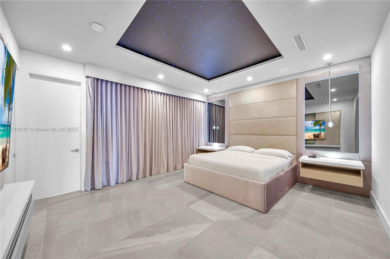 GRAND FLORIDIAN ESTATES - Residential