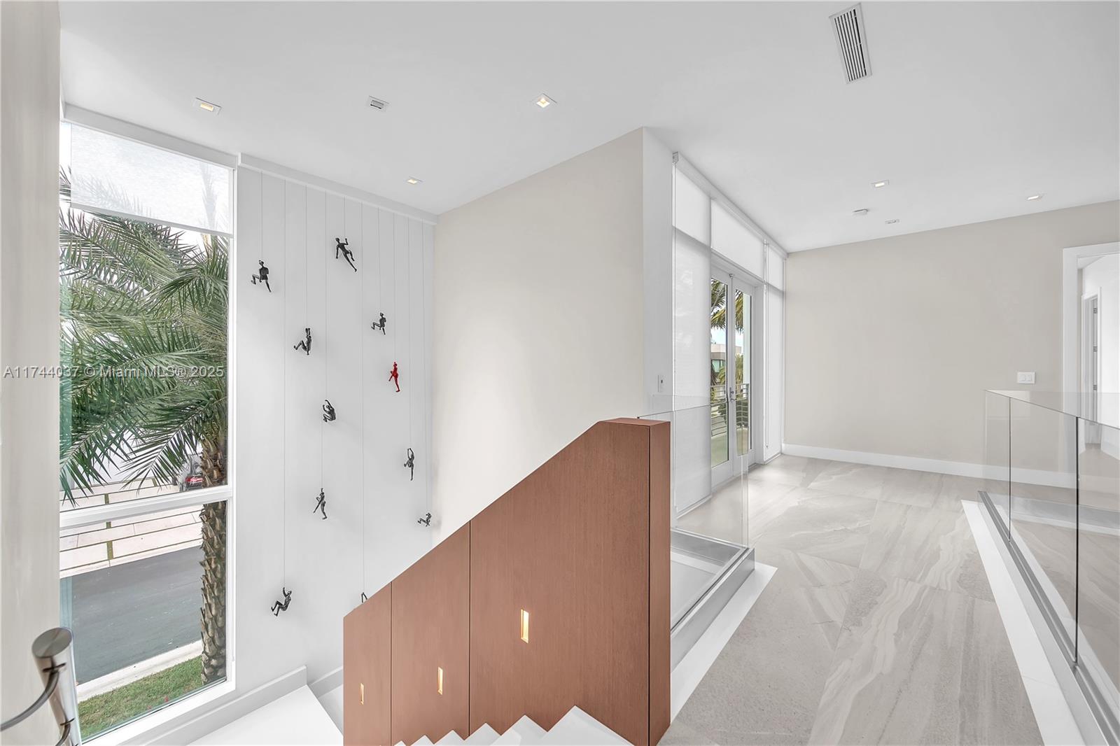 GRAND FLORIDIAN ESTATES - Residential