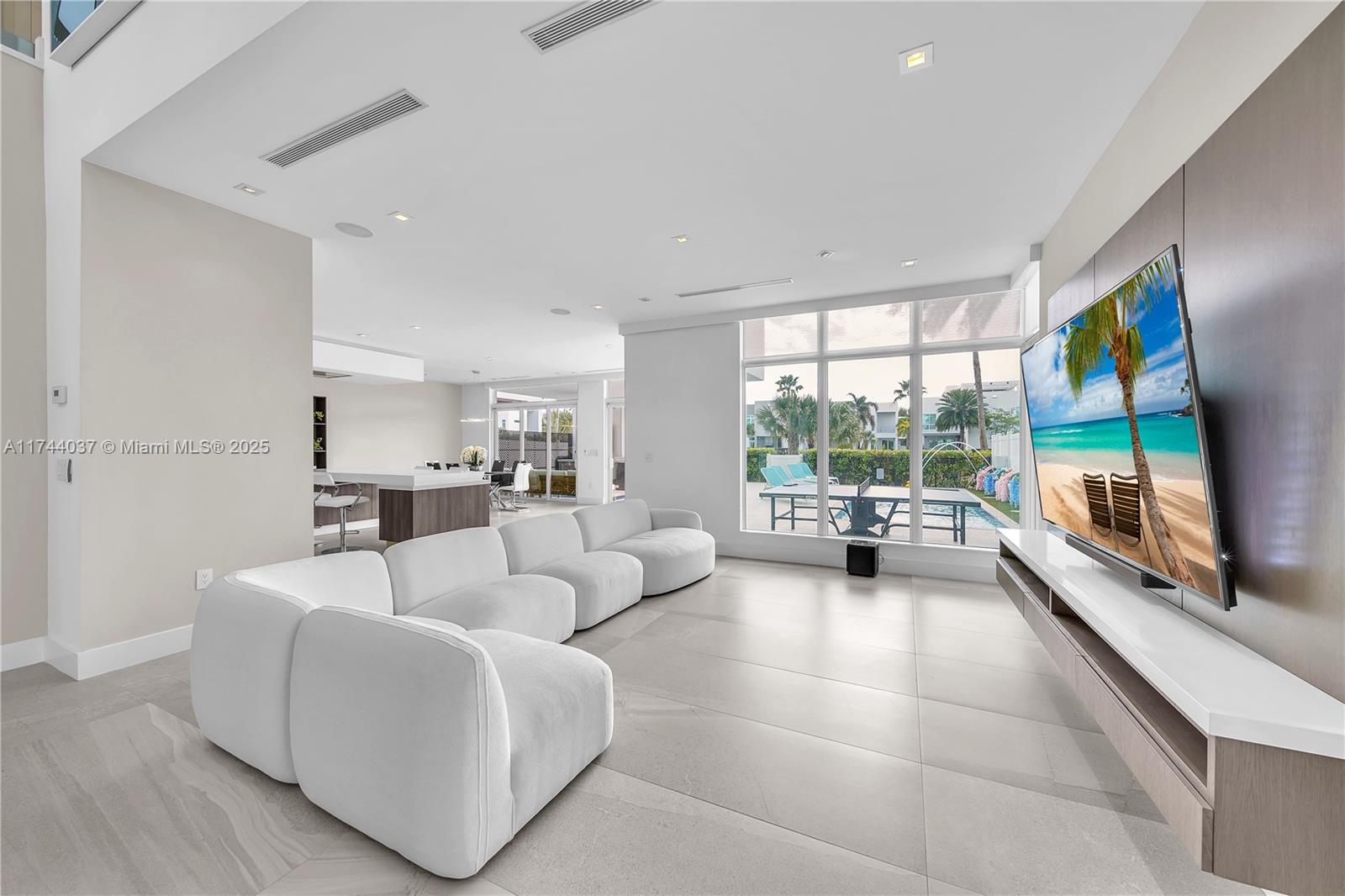 GRAND FLORIDIAN ESTATES - Residential