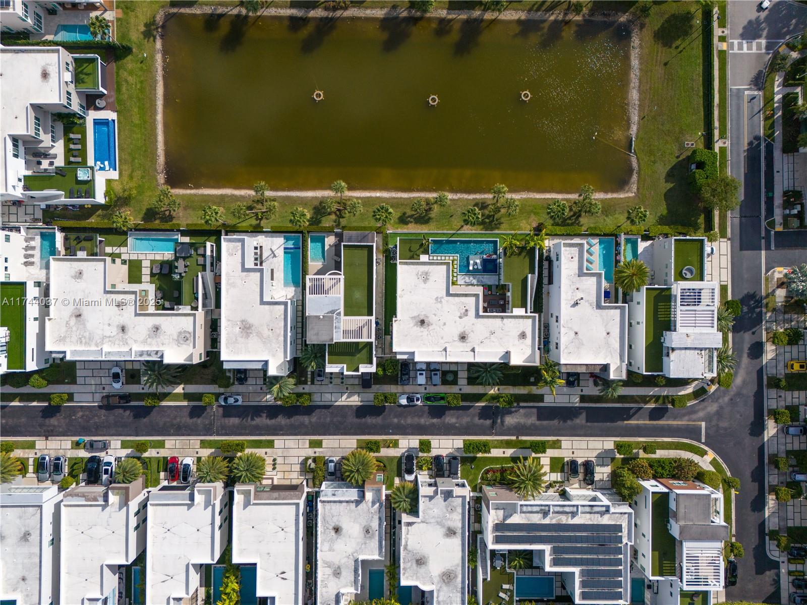 GRAND FLORIDIAN ESTATES - Residential