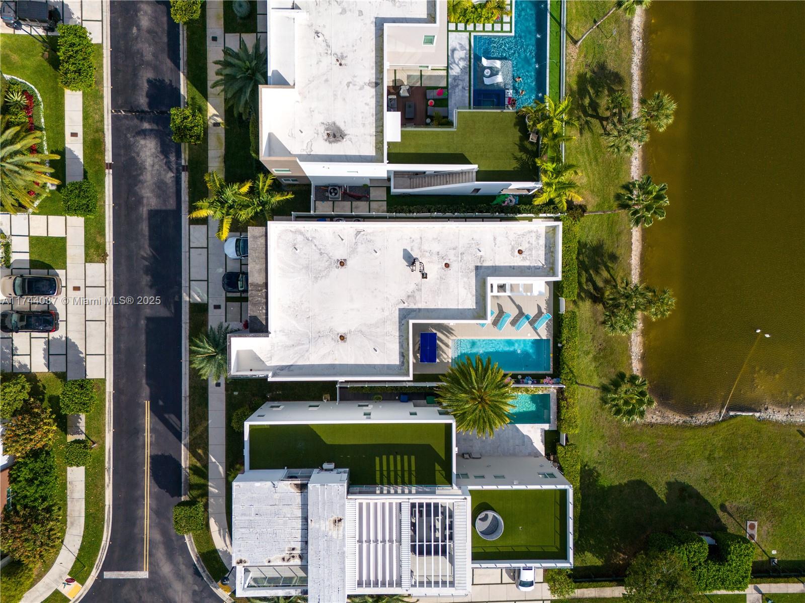 GRAND FLORIDIAN ESTATES - Residential