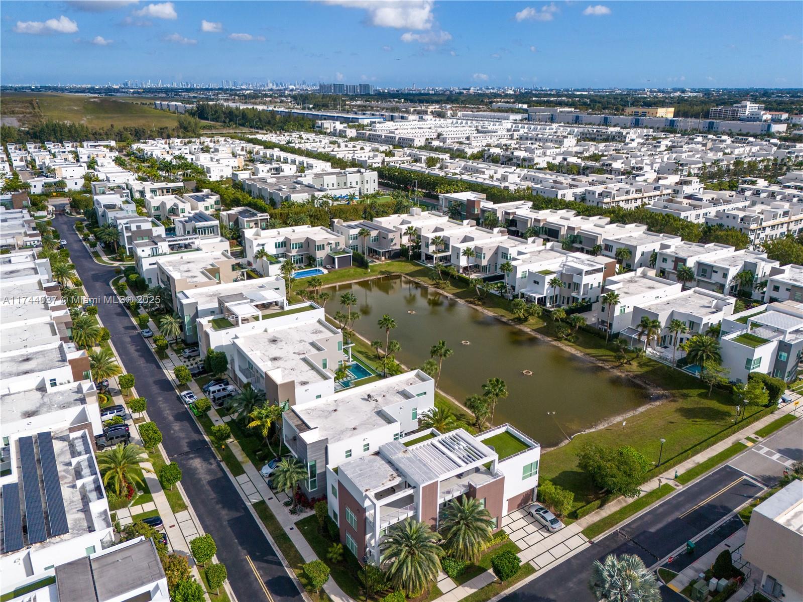 GRAND FLORIDIAN ESTATES - Residential