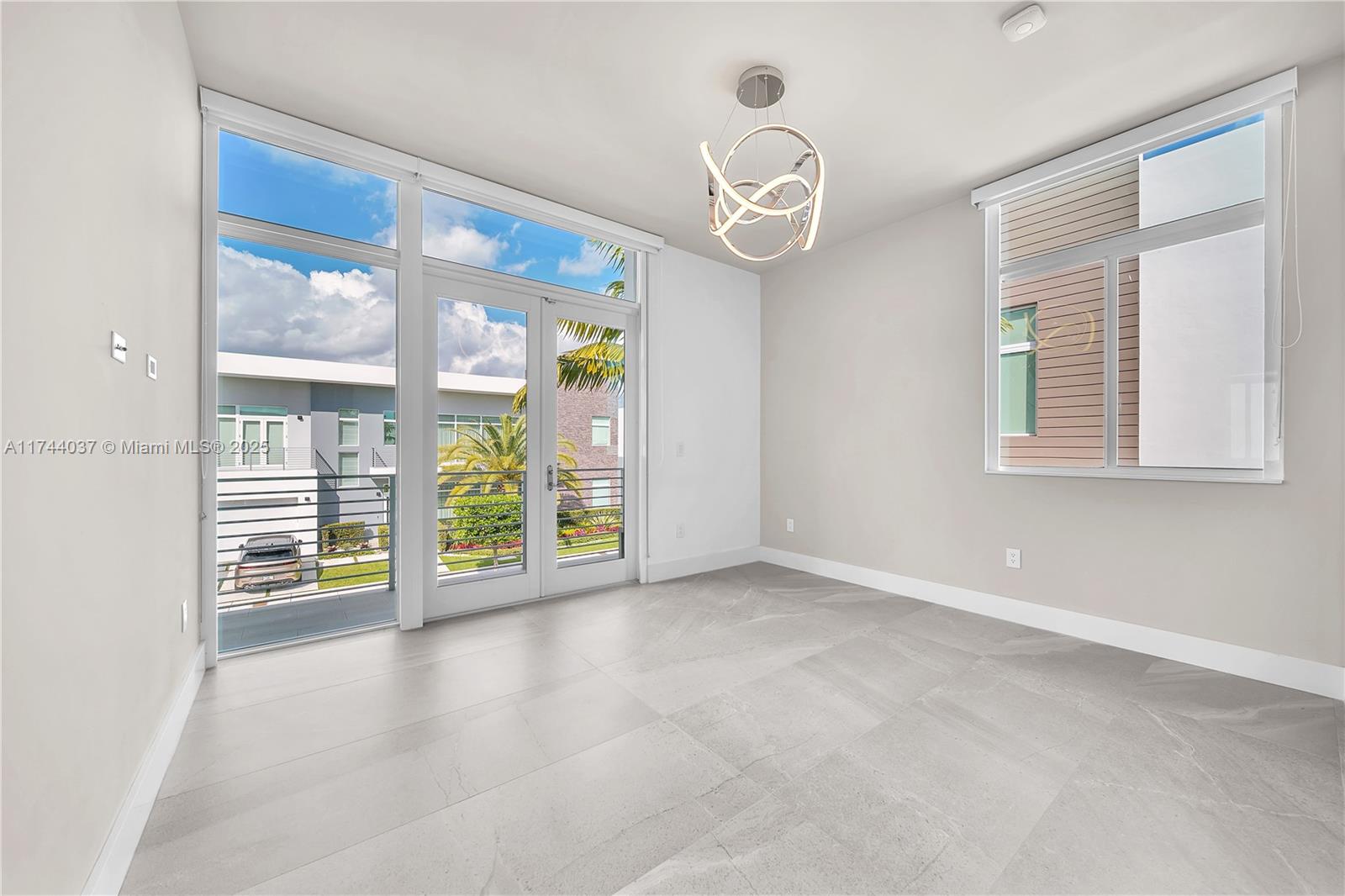 GRAND FLORIDIAN ESTATES - Residential