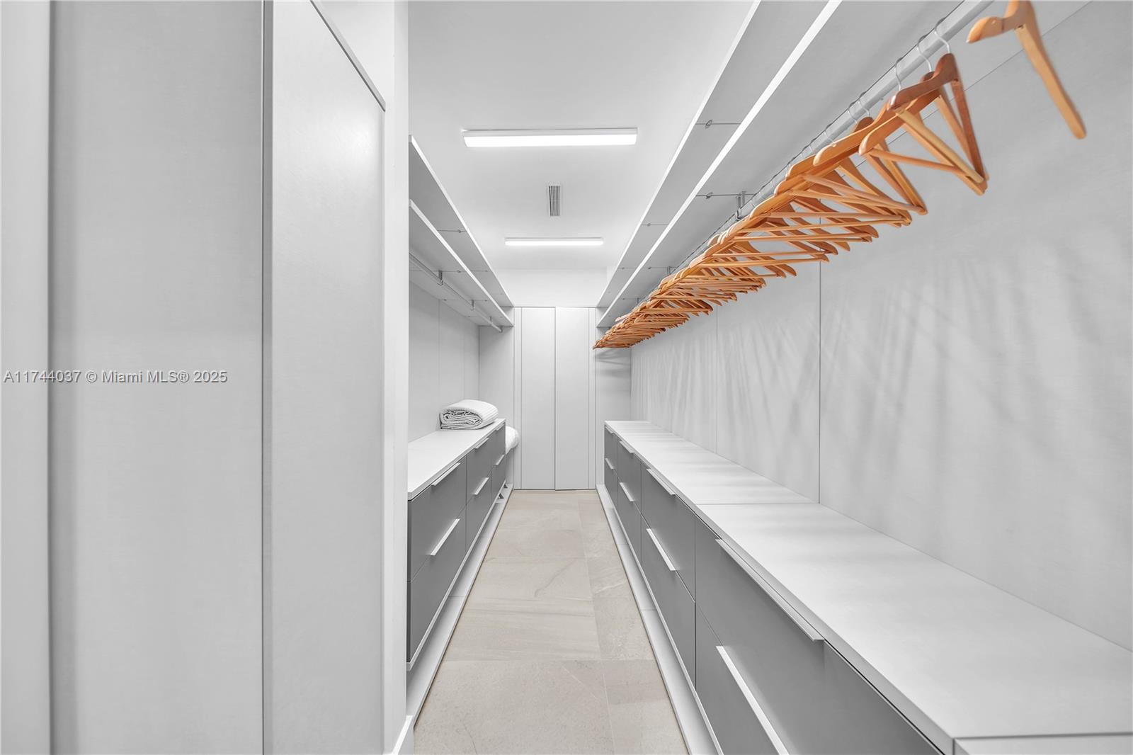 GRAND FLORIDIAN ESTATES - Residential