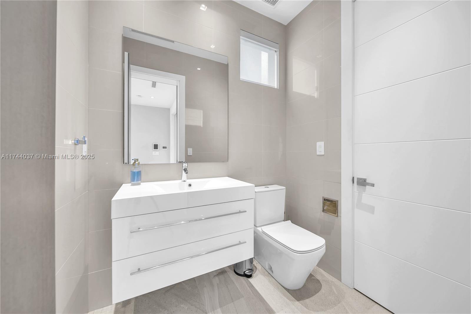 GRAND FLORIDIAN ESTATES - Residential