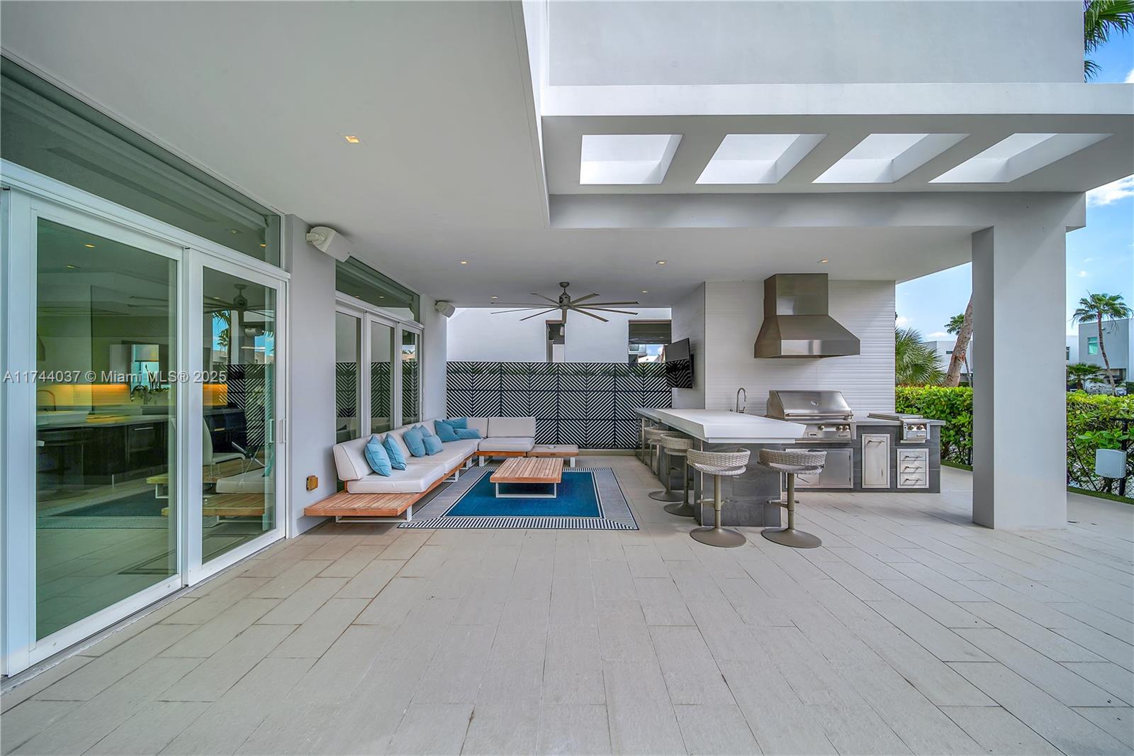 GRAND FLORIDIAN ESTATES - Residential