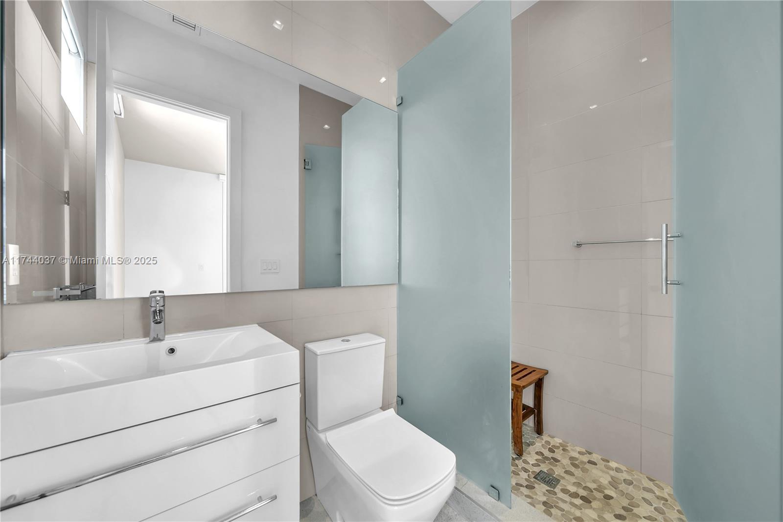 GRAND FLORIDIAN ESTATES - Residential