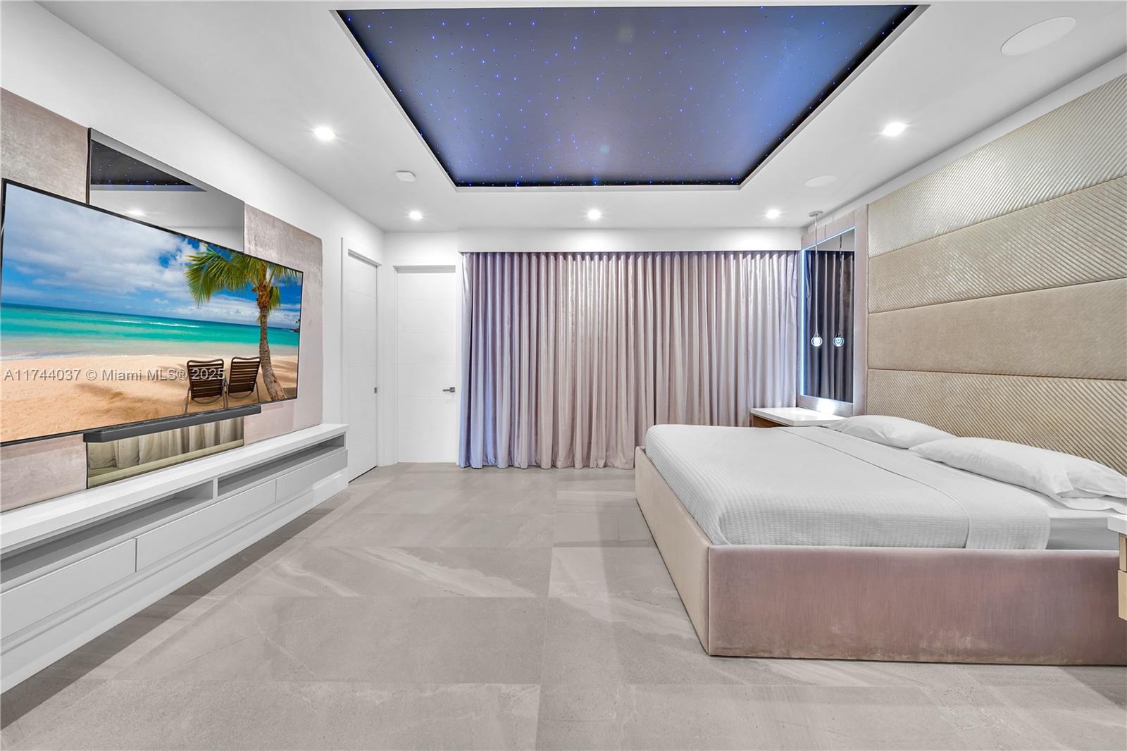 GRAND FLORIDIAN ESTATES - Residential