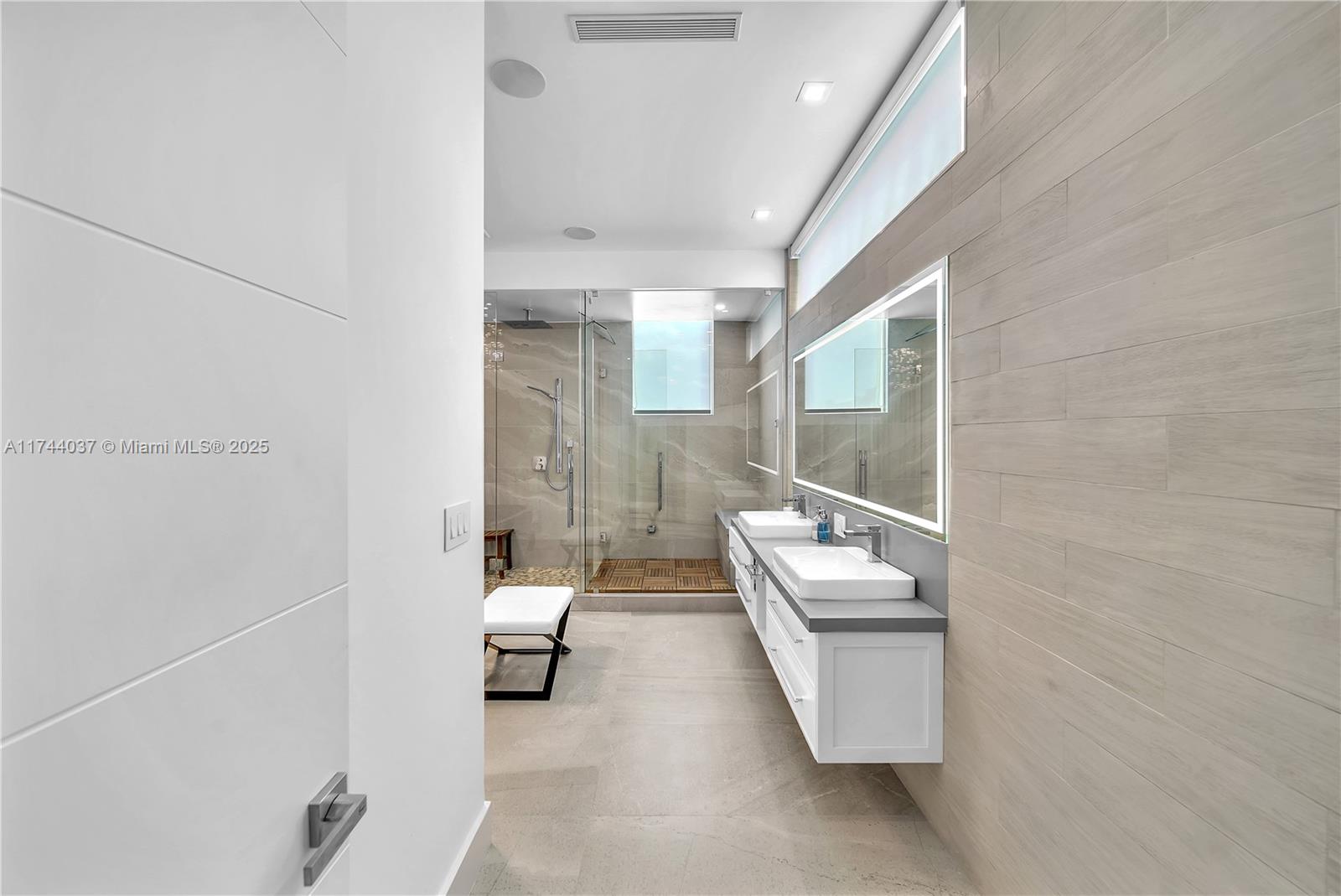 GRAND FLORIDIAN ESTATES - Residential