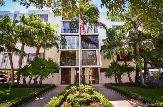 Rental Property at 250 Galen Dr 52, Key Biscayne, Miami-Dade County, Florida - Bedrooms: 2 
Bathrooms: 2  - $3,900 MO.