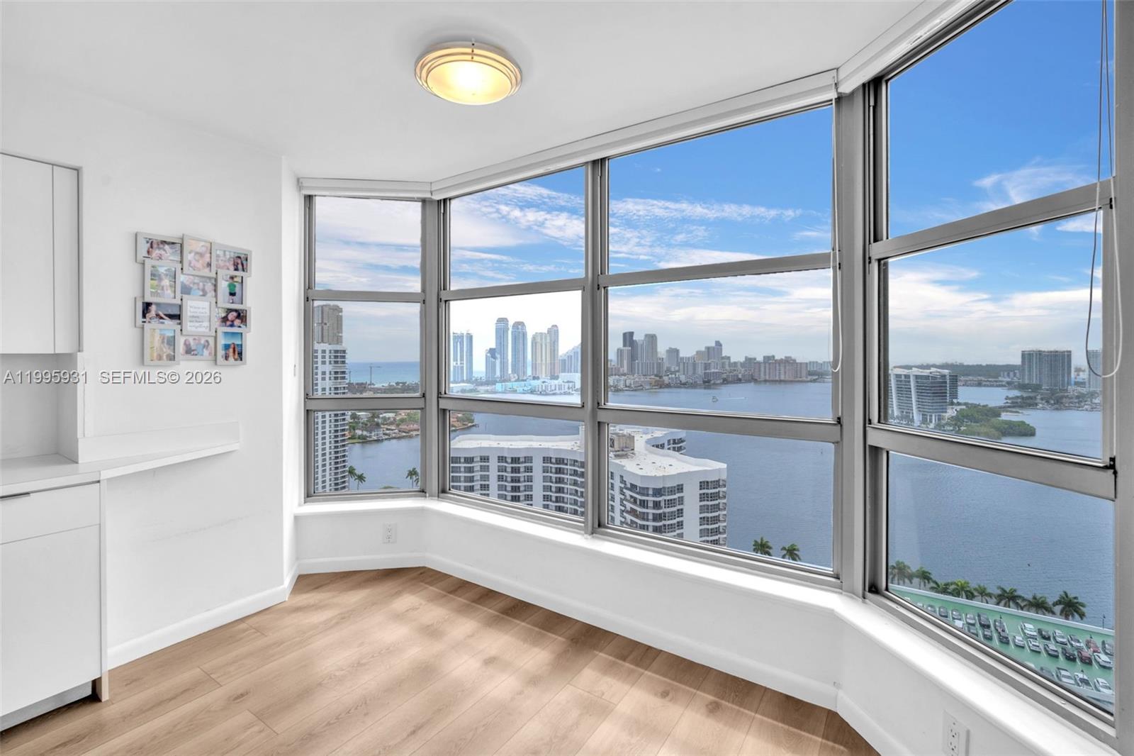 MYSTIC POINTE TOWER 400 C - Residential