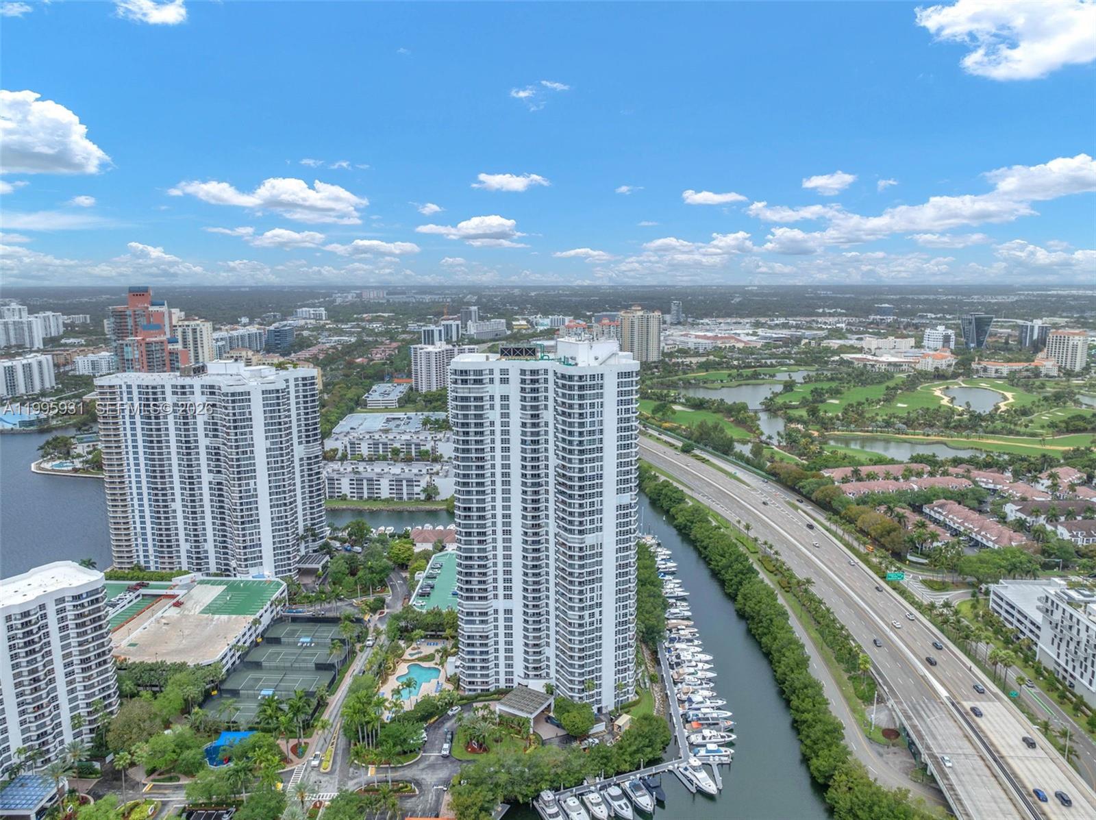 MYSTIC POINTE TOWER 400 C - Residential
