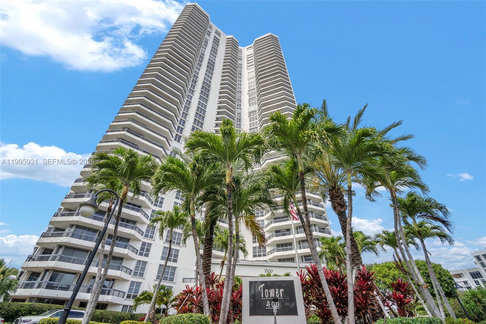 MYSTIC POINTE TOWER 400 C - Residential