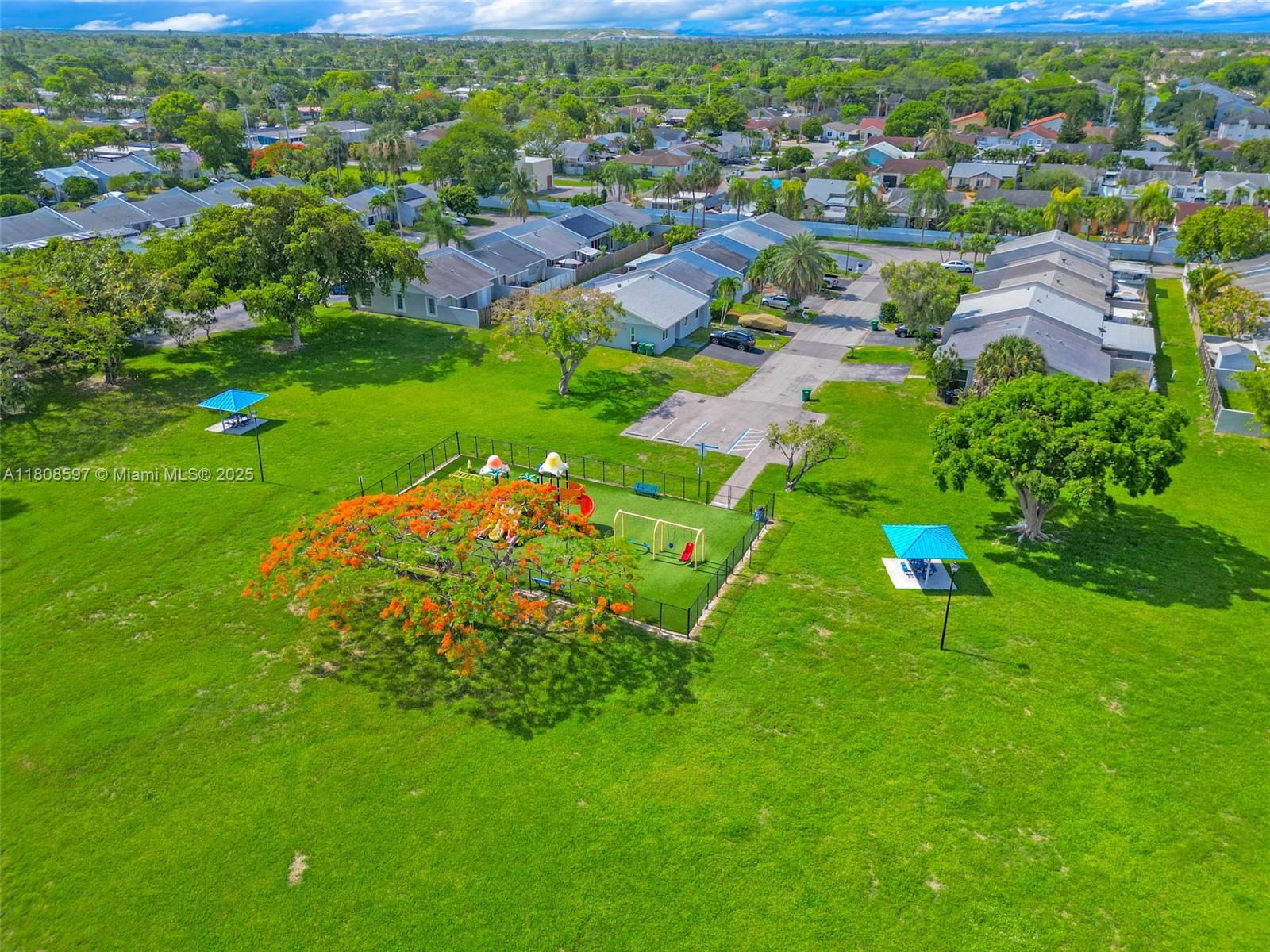 CUTLER CREEK CLUB SEC 1 - Residential