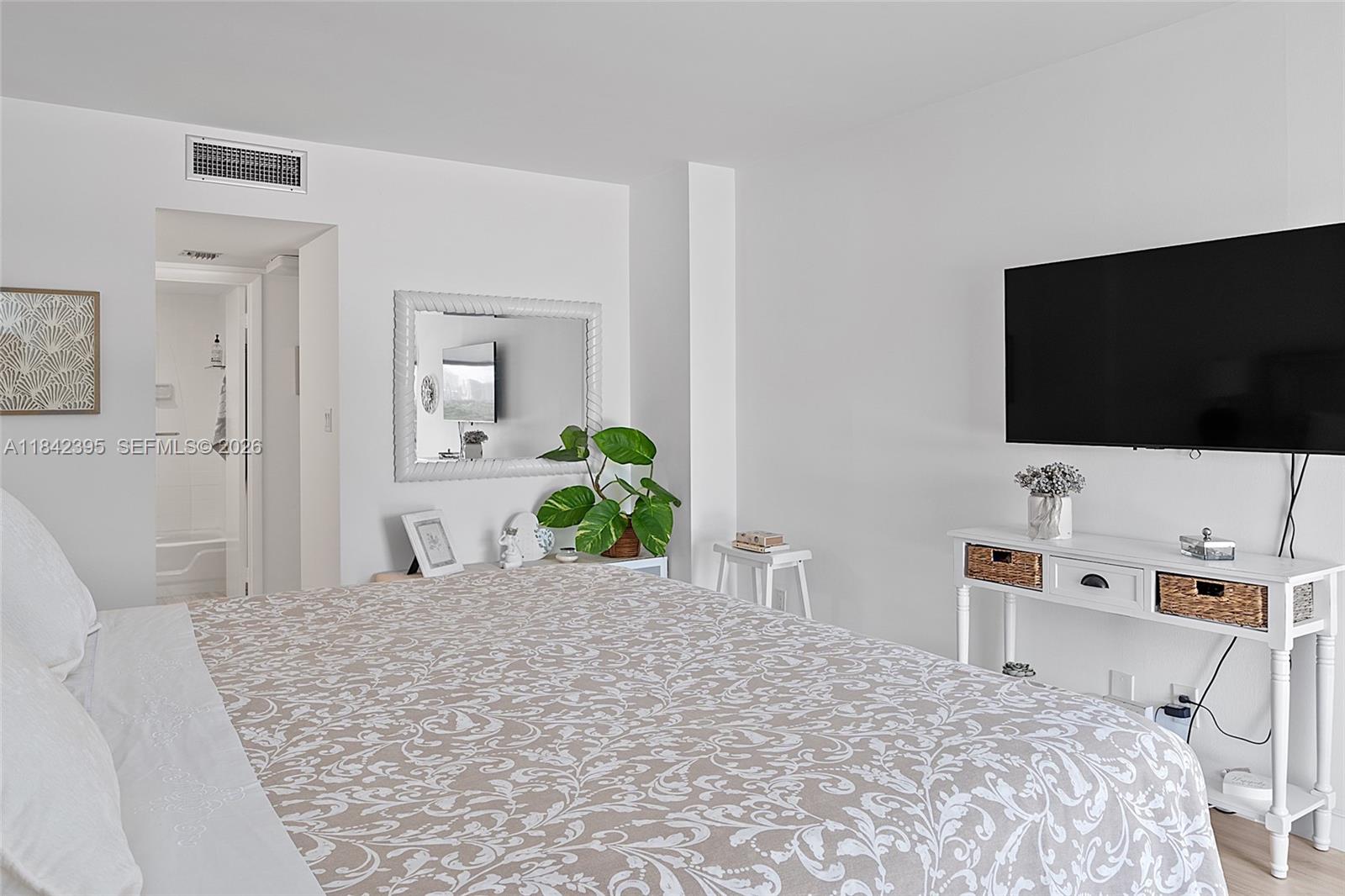 CORONADO CONDO- TOWER II - Residential