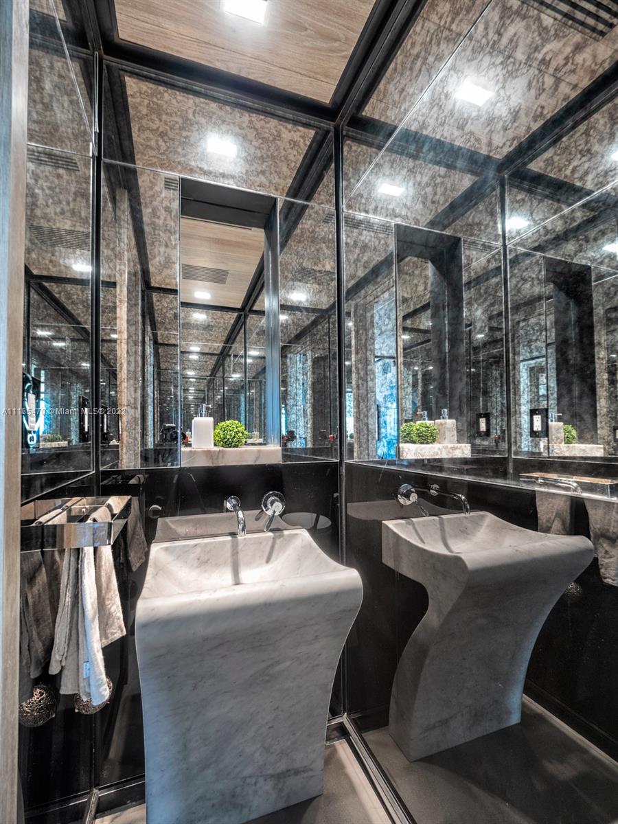 BAL HARBOUR NORTH SOUTH C - Residential