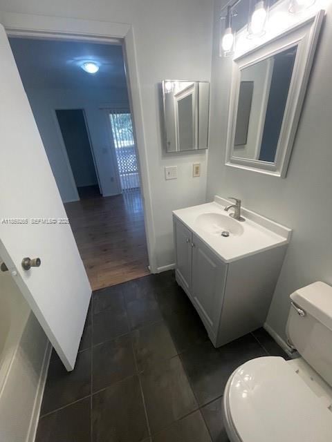 PALM LAKE CONDO - Residential Lease