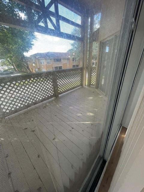 PALM LAKE CONDO - Residential Lease