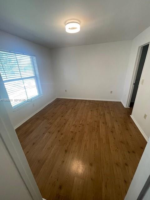 PALM LAKE CONDO - Residential Lease