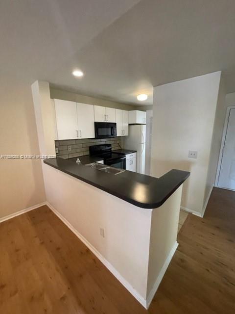 PALM LAKE CONDO - Residential Lease