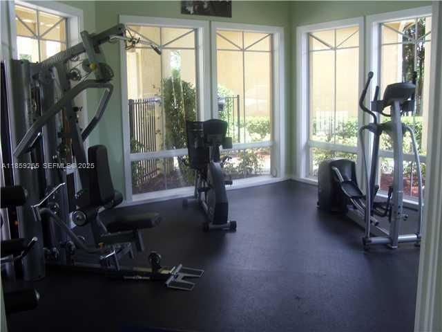 PALM LAKE CONDO - Residential Lease