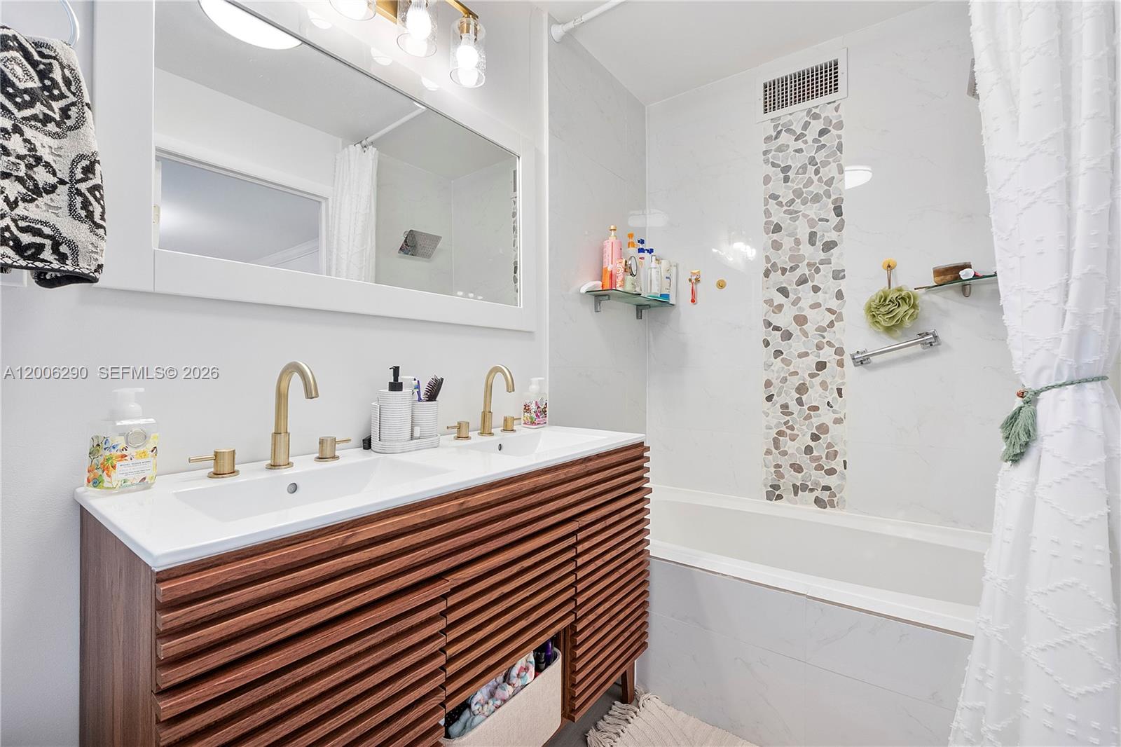 BISC GARDENS SEC D - Residential