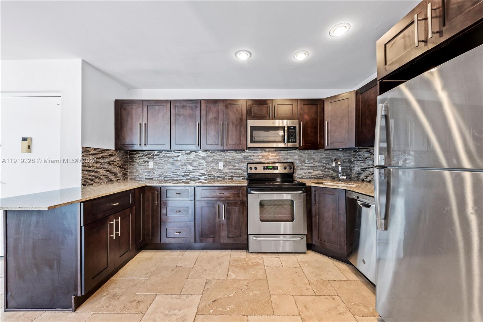 DOLPHIN CONDO - Residential Lease