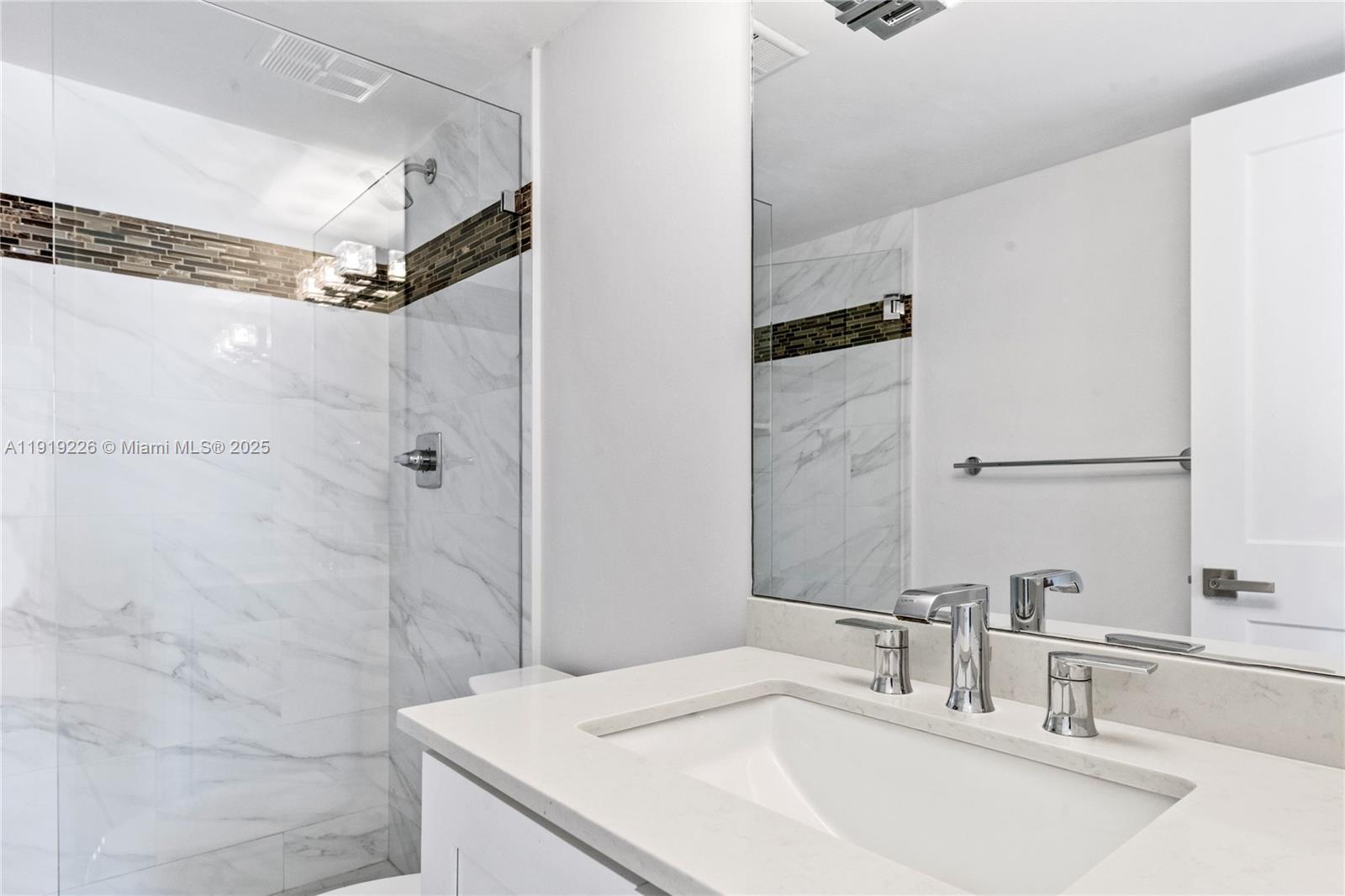 DOLPHIN CONDO - Residential Lease