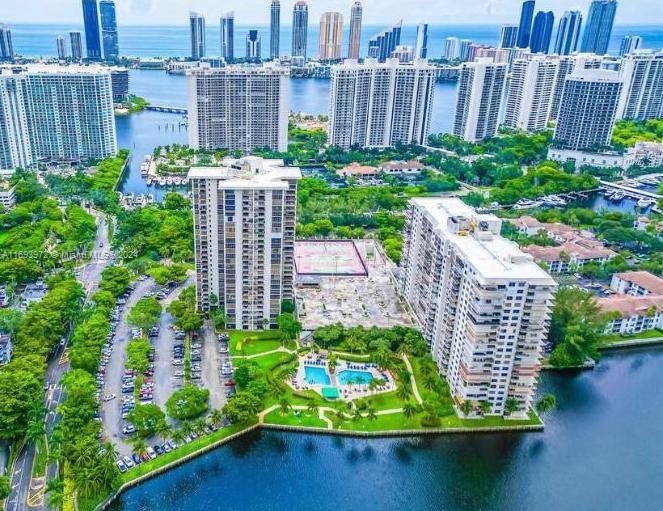 Property for Sale at 18151 Ne 31st Ct 205, Aventura, Miami-Dade County, Florida - Bedrooms: 1 
Bathrooms: 2  - $240,000