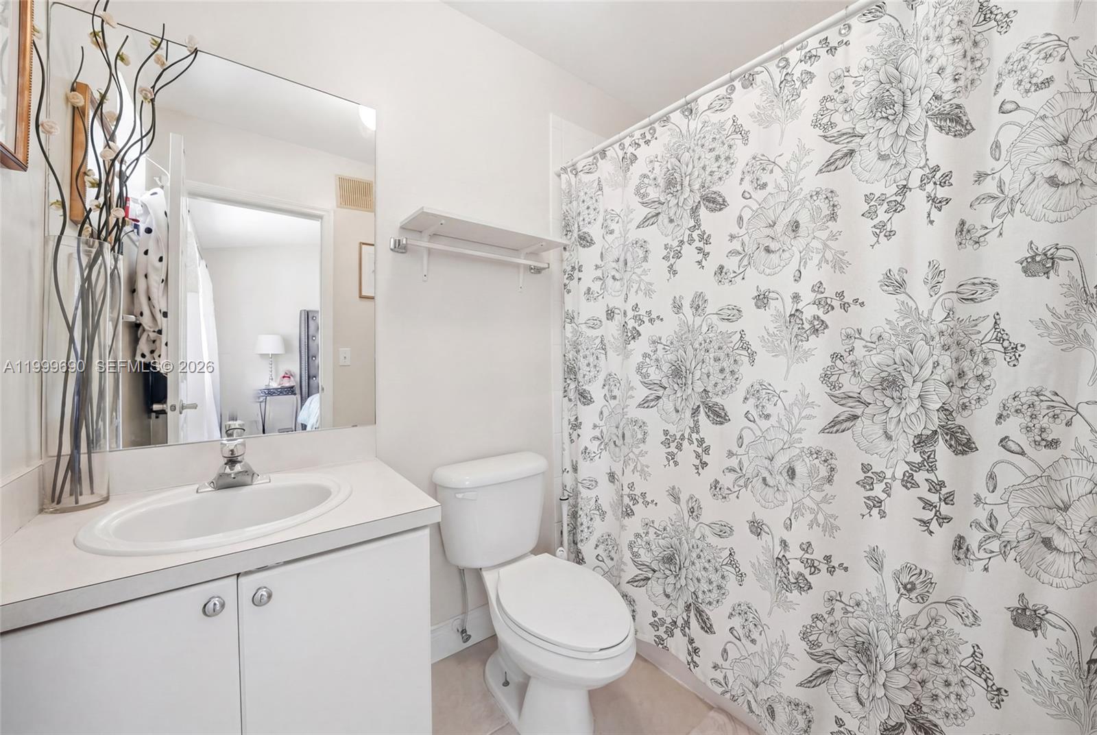 TOWNGATE CONDO FOUR - Residential