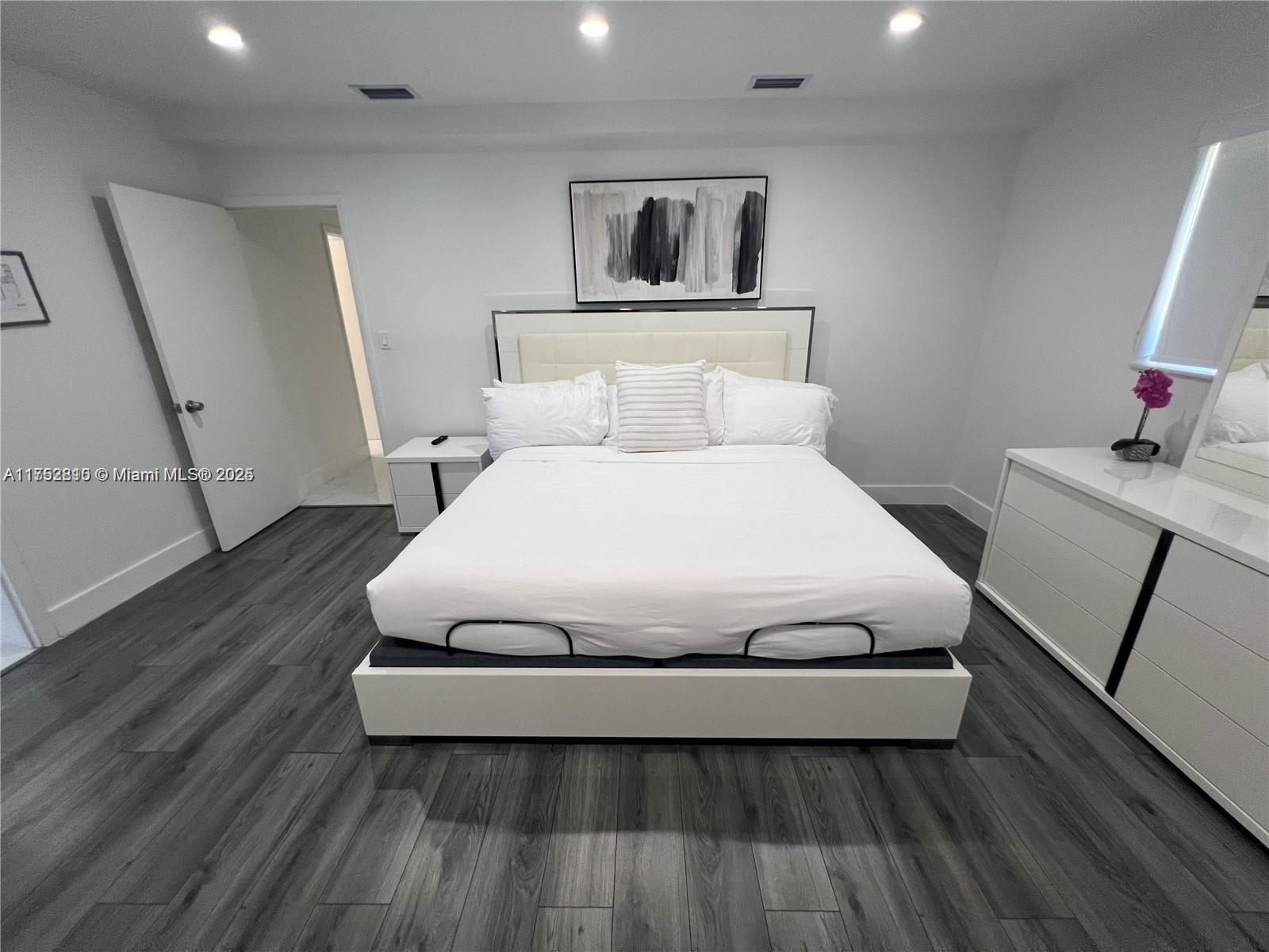 Hollywood East- Belmar - Residential