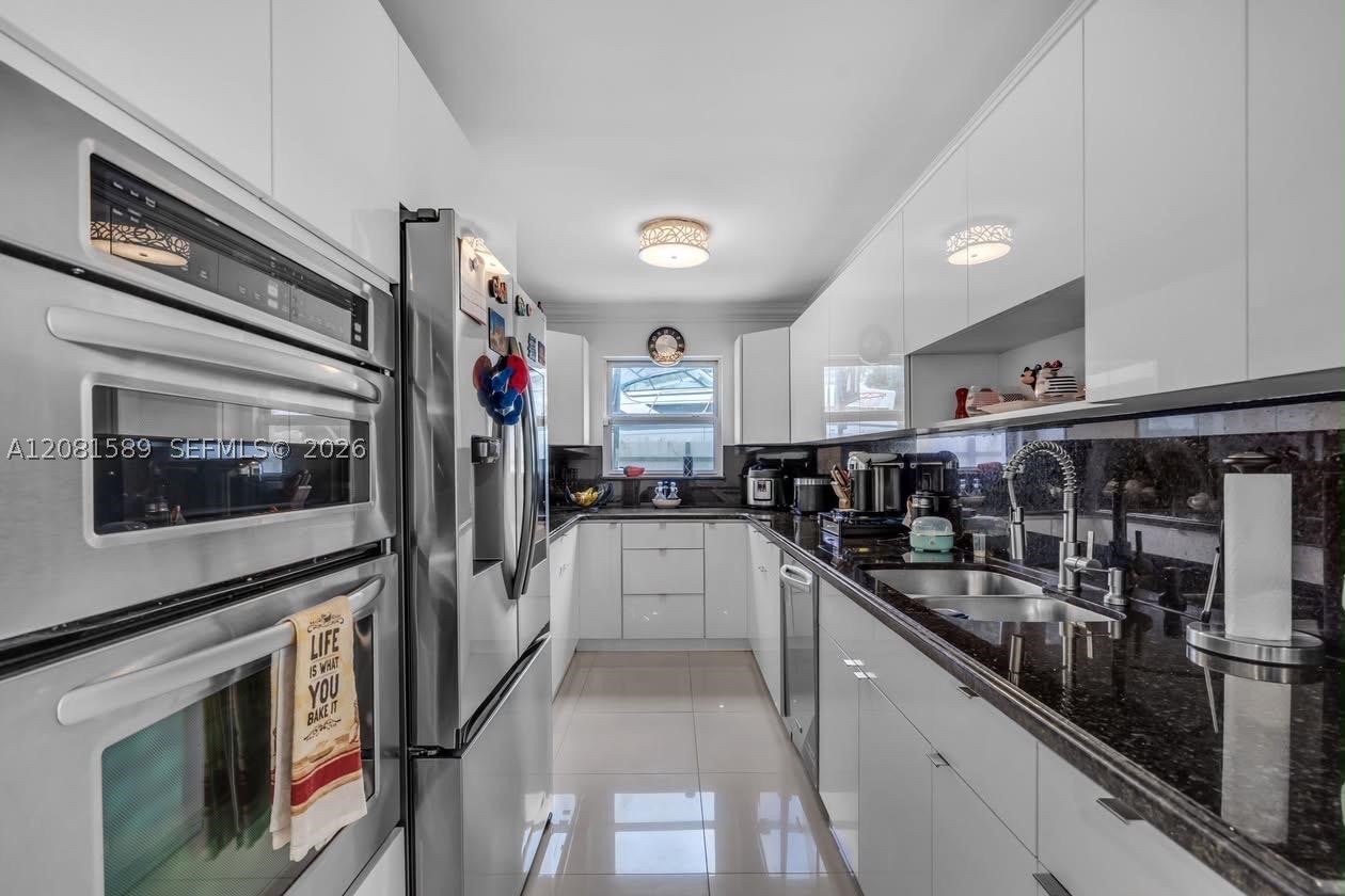 46 NE 164th St 0