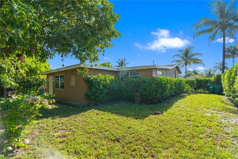 Tiny photo for 20400 NW 25th Ave, Miami Gardens, FL 33056 (MLS # A12043177)