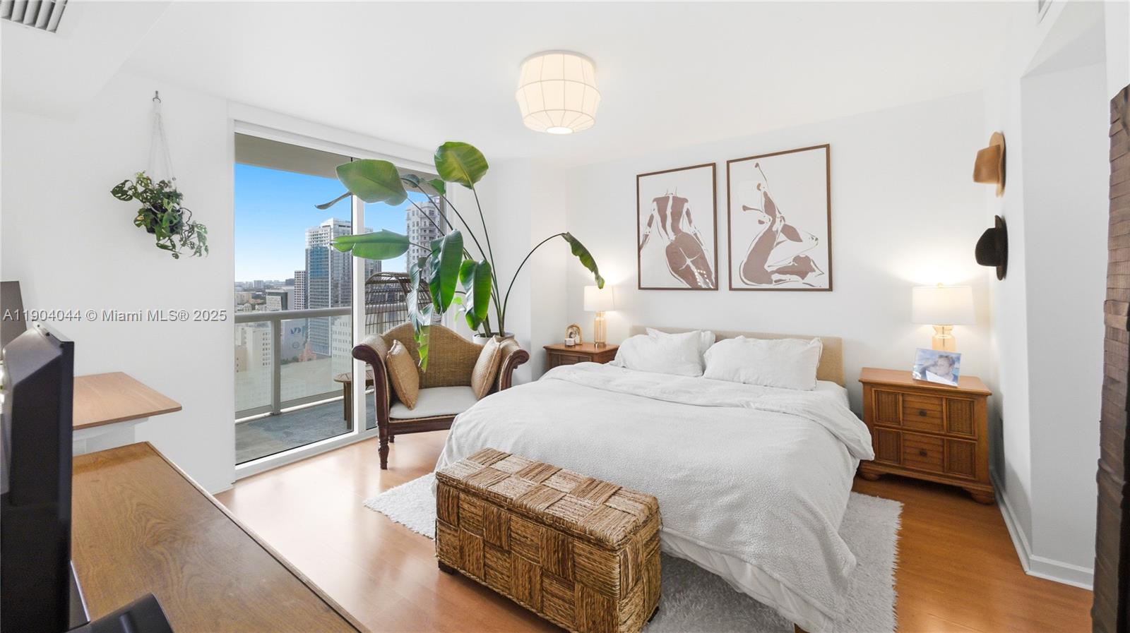 50 BISCAYNE CONDO - Residential