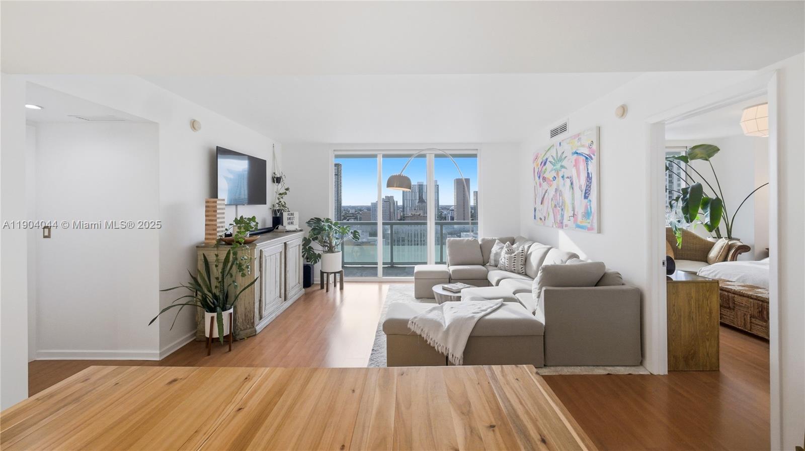 50 BISCAYNE CONDO - Residential