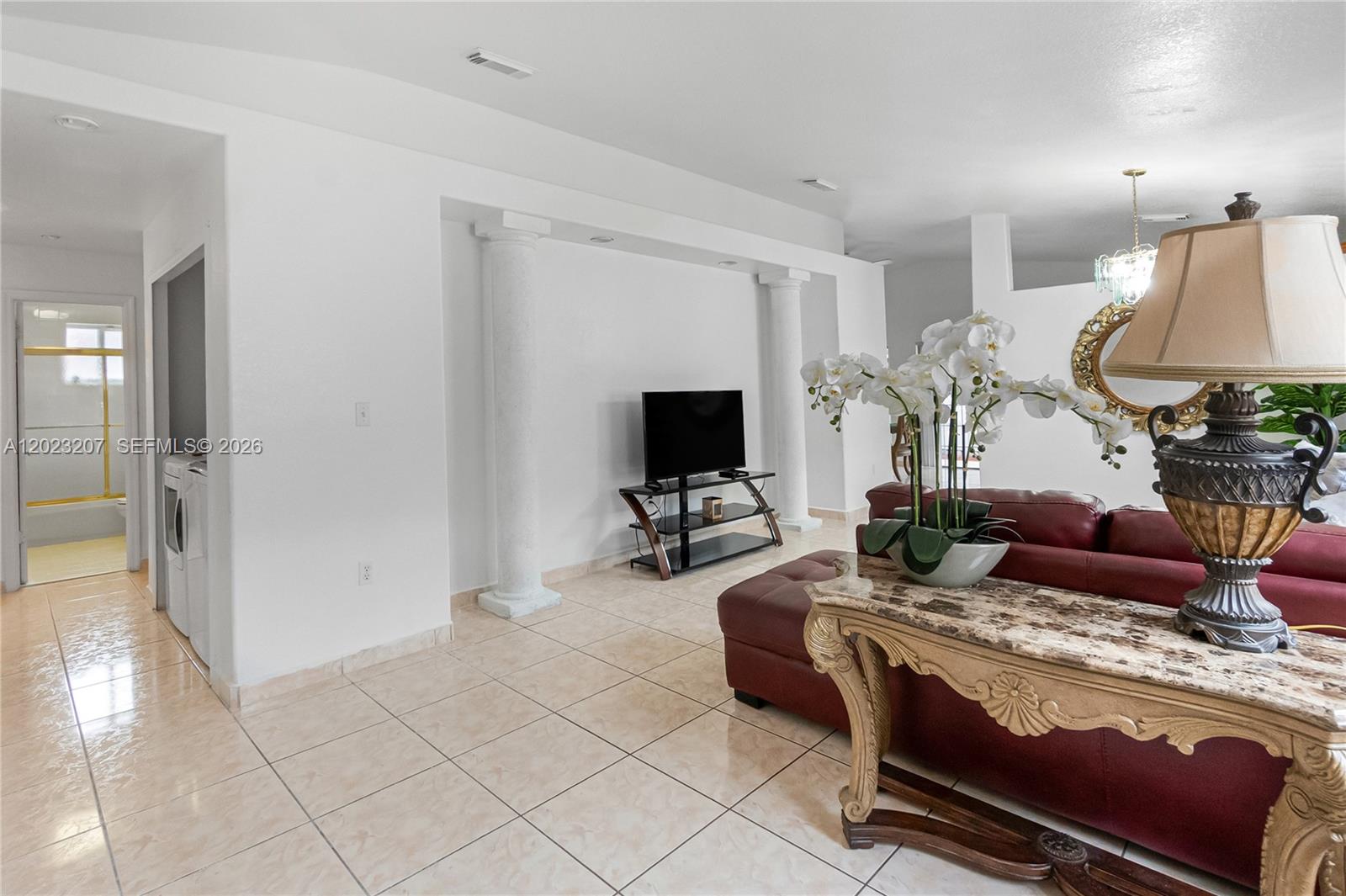NAPOLES HOMES - Residential