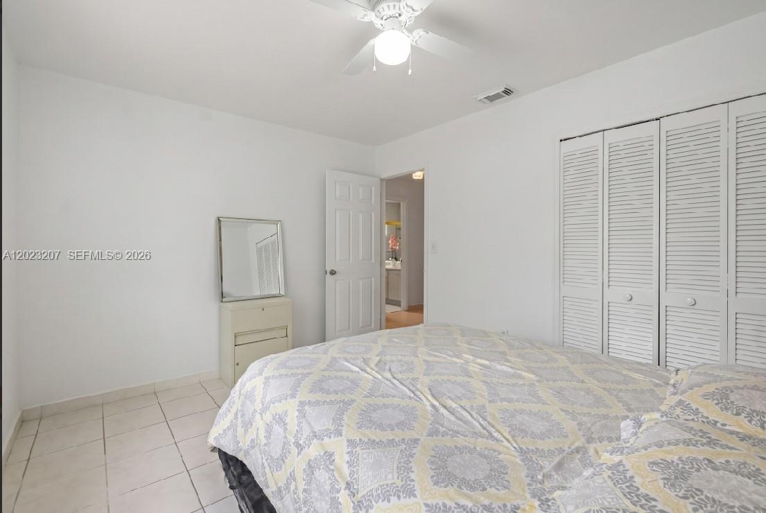 NAPOLES HOMES - Residential
