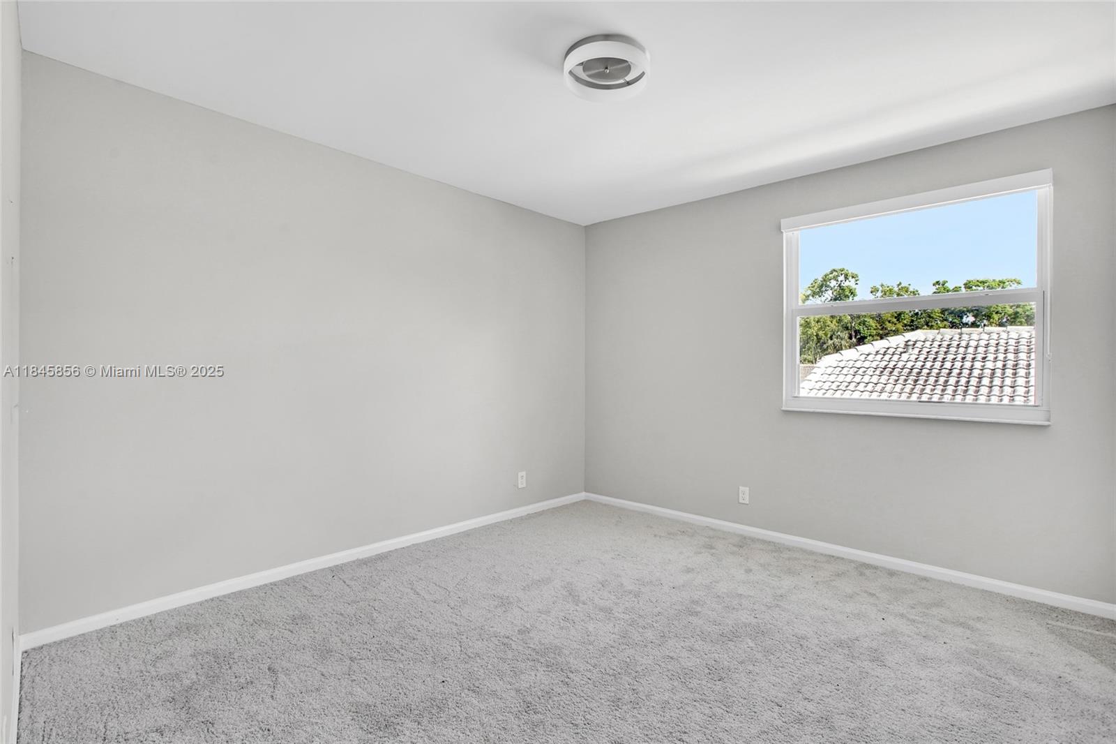 WINSTON PARK SECTION TWO- - Residential