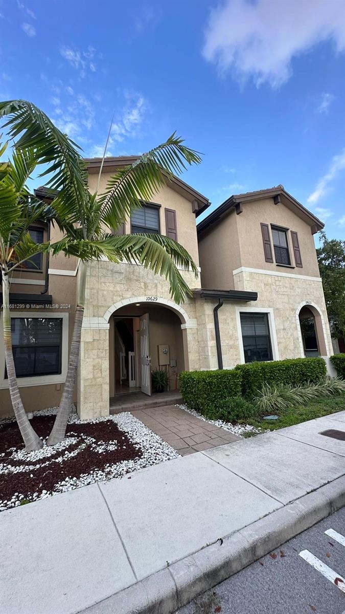 Rental Property at 10629 W 32nd Ln, Miami Lakes, Miami-Dade County, Florida - Bedrooms: 3 
Bathrooms: 3  - $3,000 MO.
