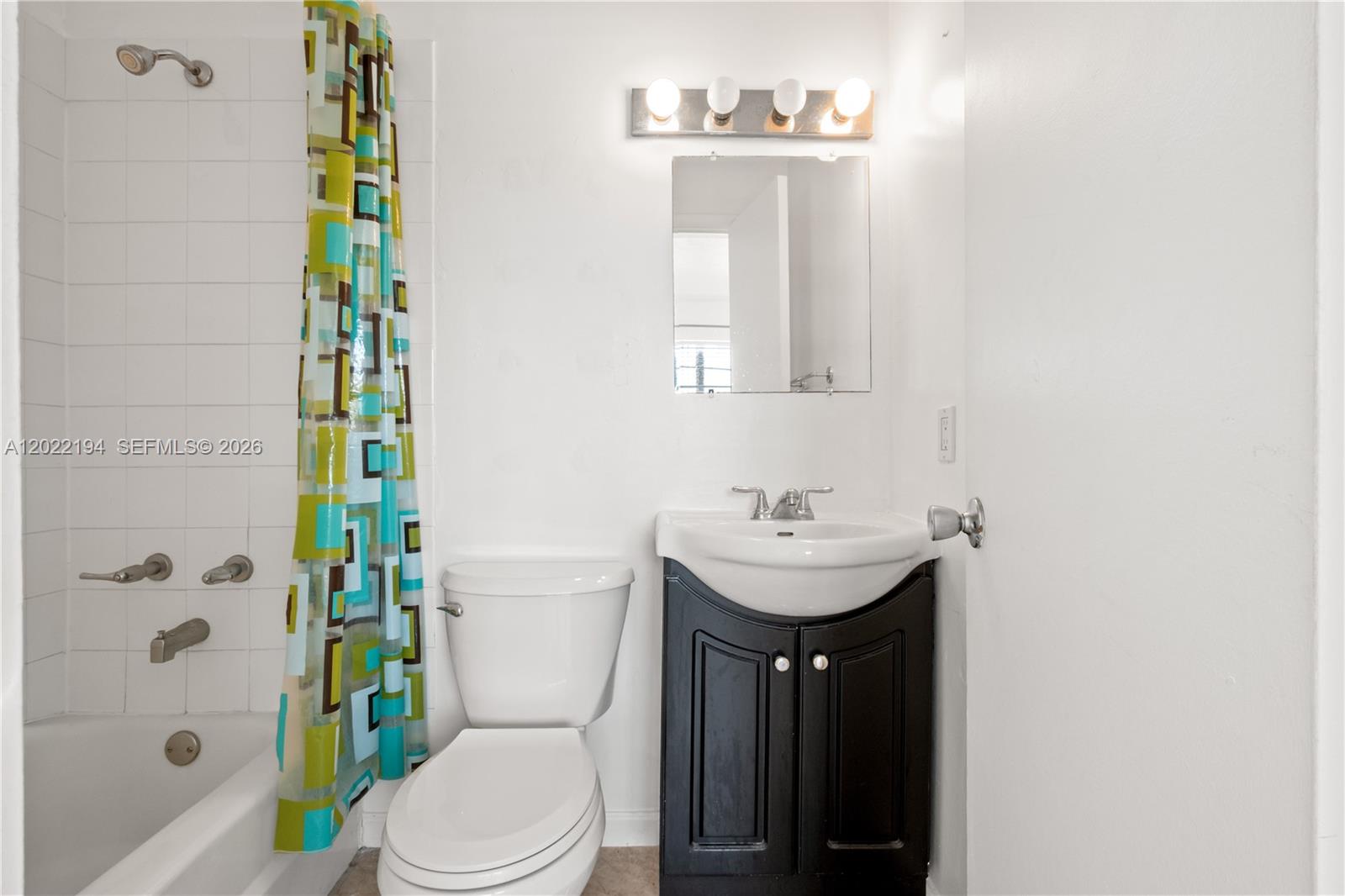 AZUL AT KIMBERLY LAKE CON - Residential