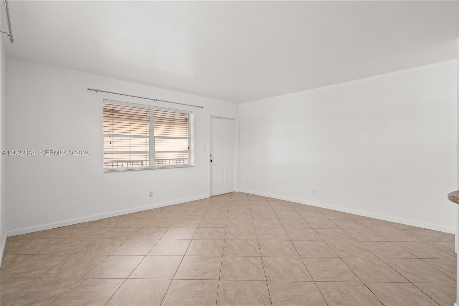 AZUL AT KIMBERLY LAKE CON - Residential