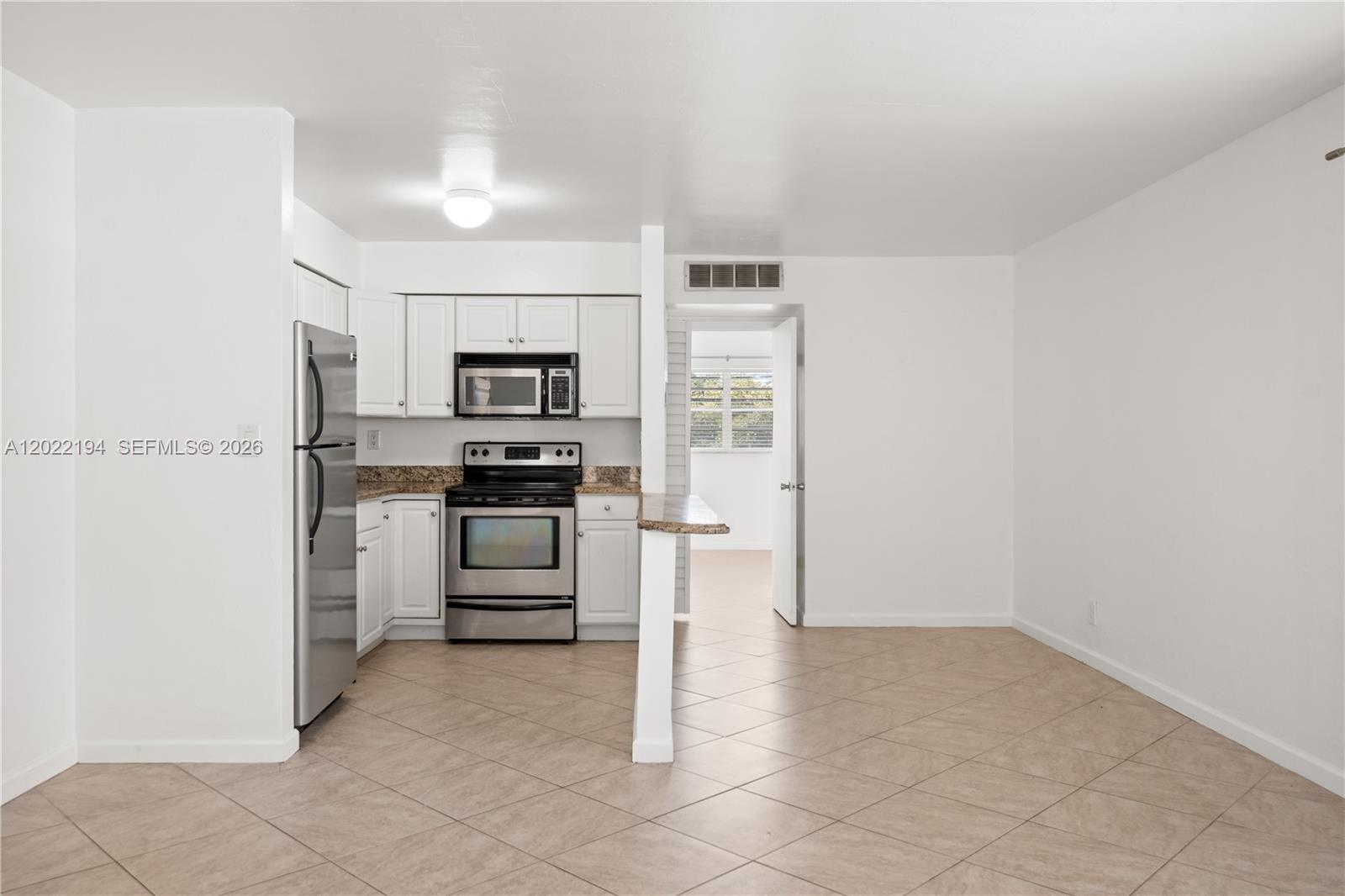 AZUL AT KIMBERLY LAKE CON - Residential