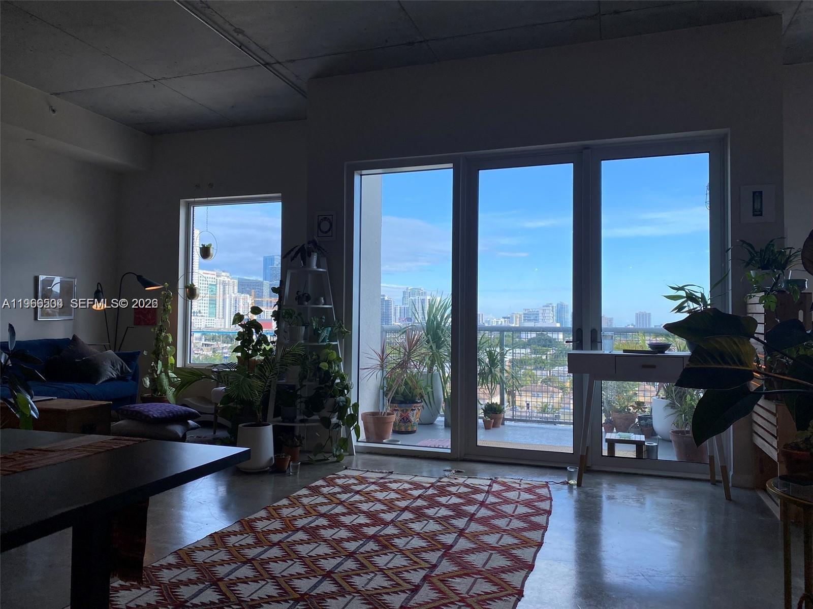 NEO CONDO - Residential