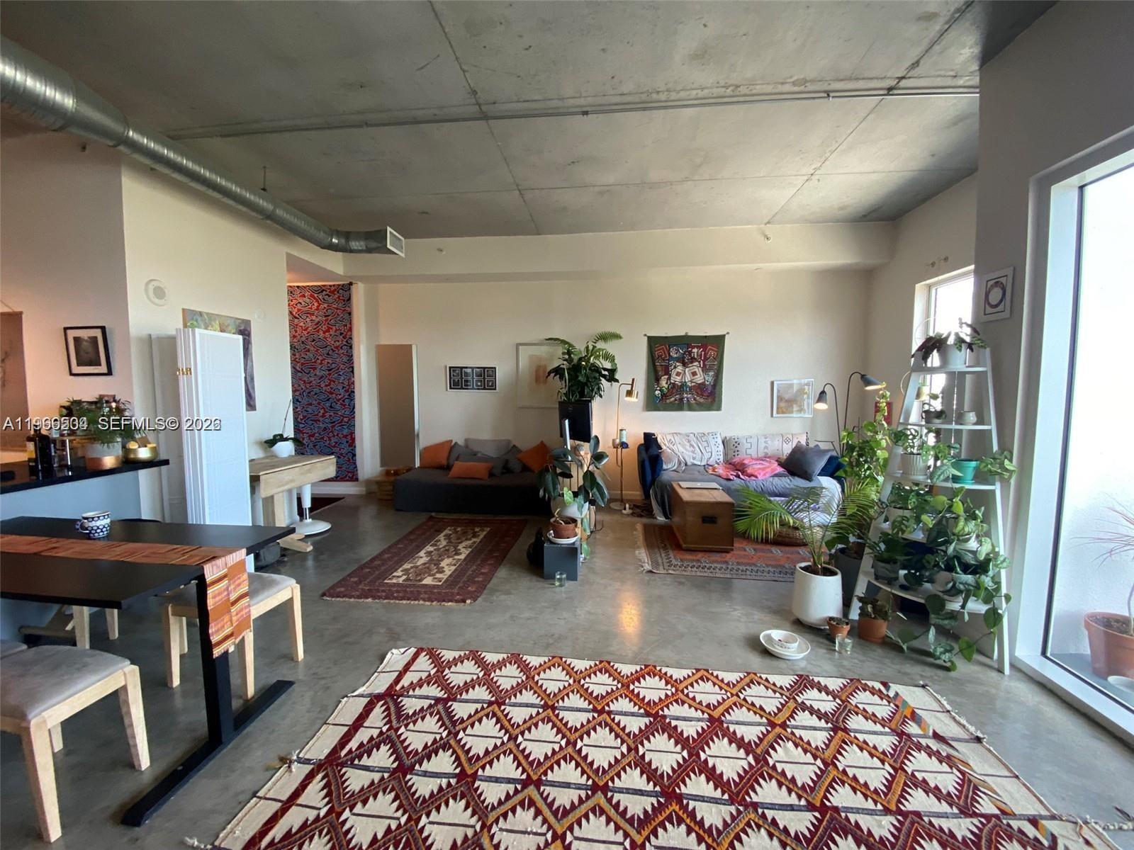 NEO CONDO - Residential